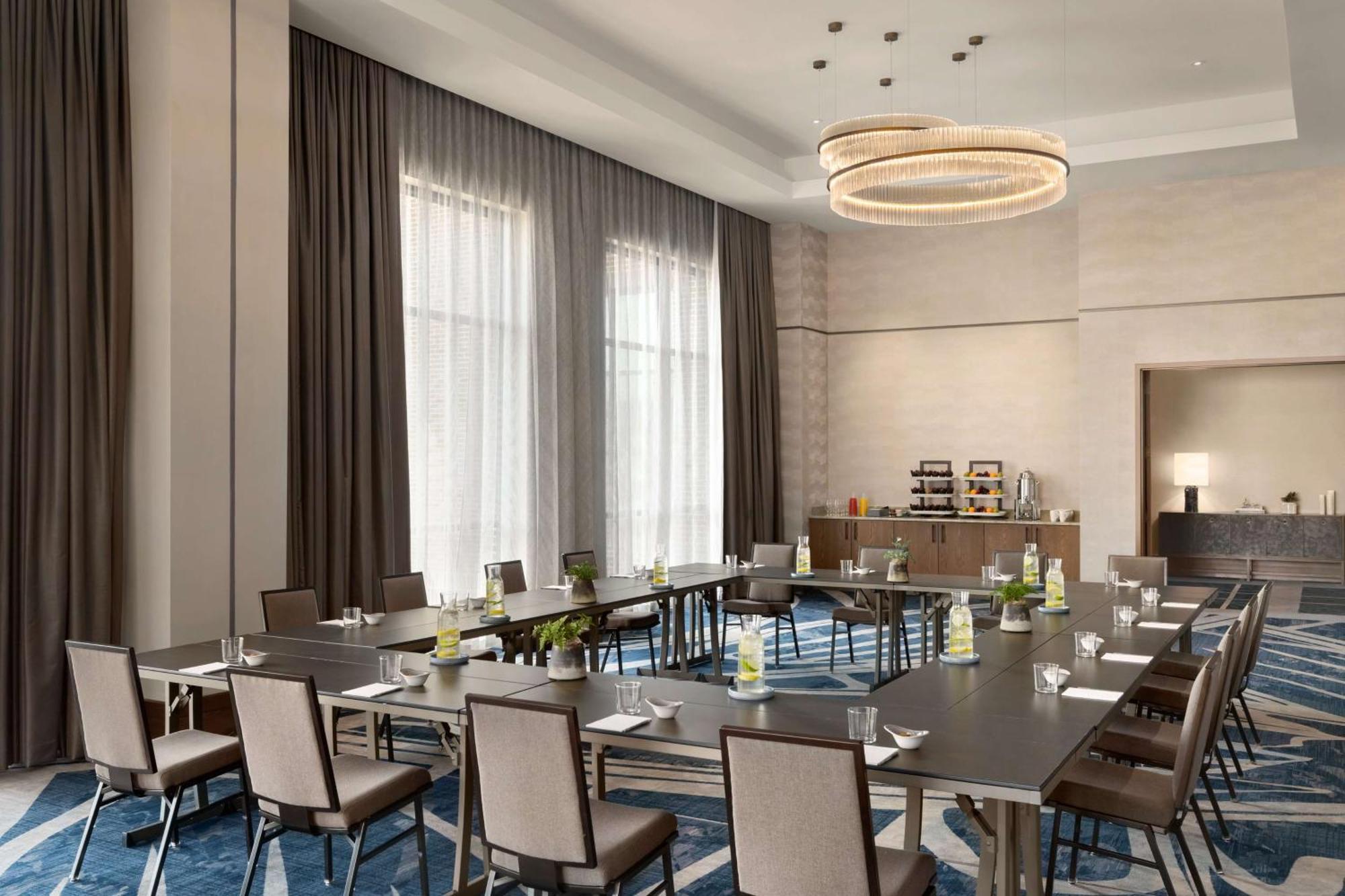 Valley Hotel Homewood Birmingham - Curio Collection By Hilton Exterior photo